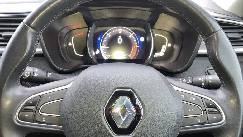 Renault Kadjar 1.5 Blue dCi Iconic 5dr Diesel Hatchback